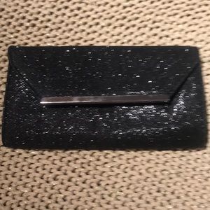 Spark clutch with sliver chain